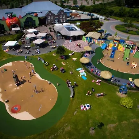 Slapen In Tuitje Casa de Férias Tuitjenhorn